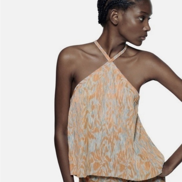 Zara Crisscross Flowy Halter Top - Picture 1 of 5